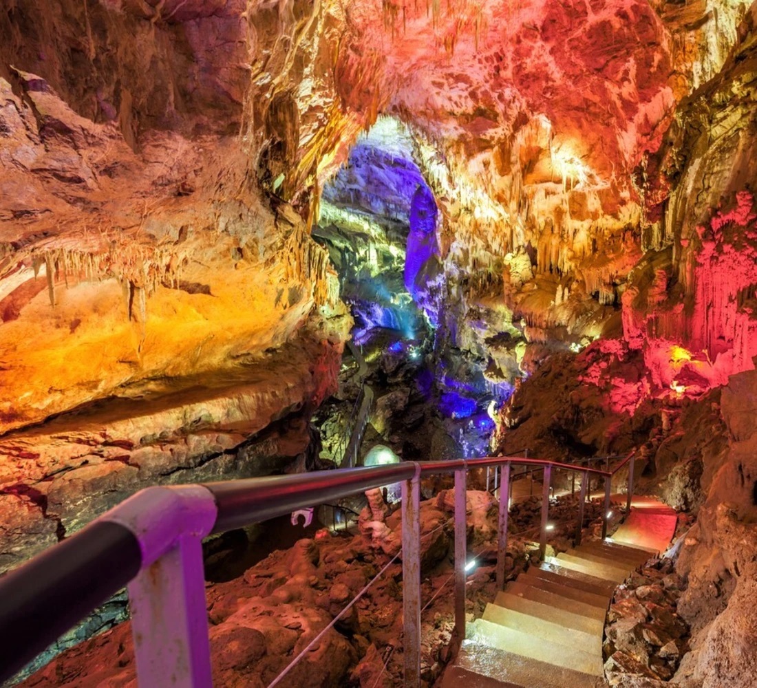 Damlataş Mağarası